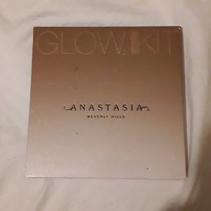 Anastasia highlighter